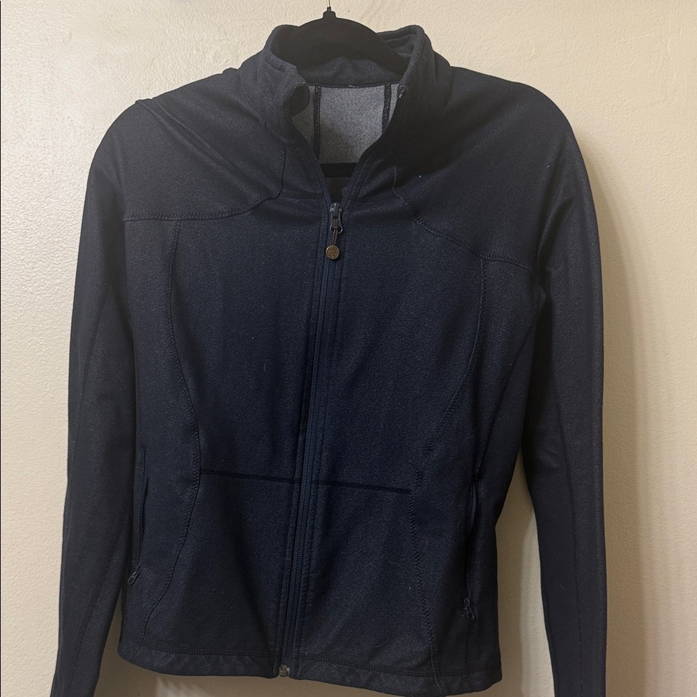 Lululemon Jacket sz 8